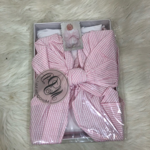 pink bow swaddle